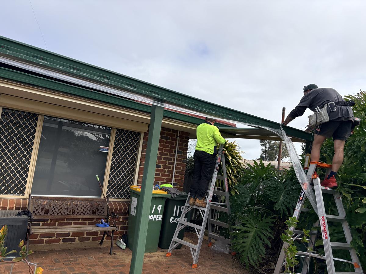 Gutter and fascia install